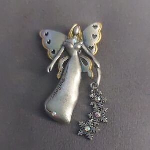 Vintage DD Silver Toned Angel With Rhinestone Snowflake Inspirational Brooch Pin